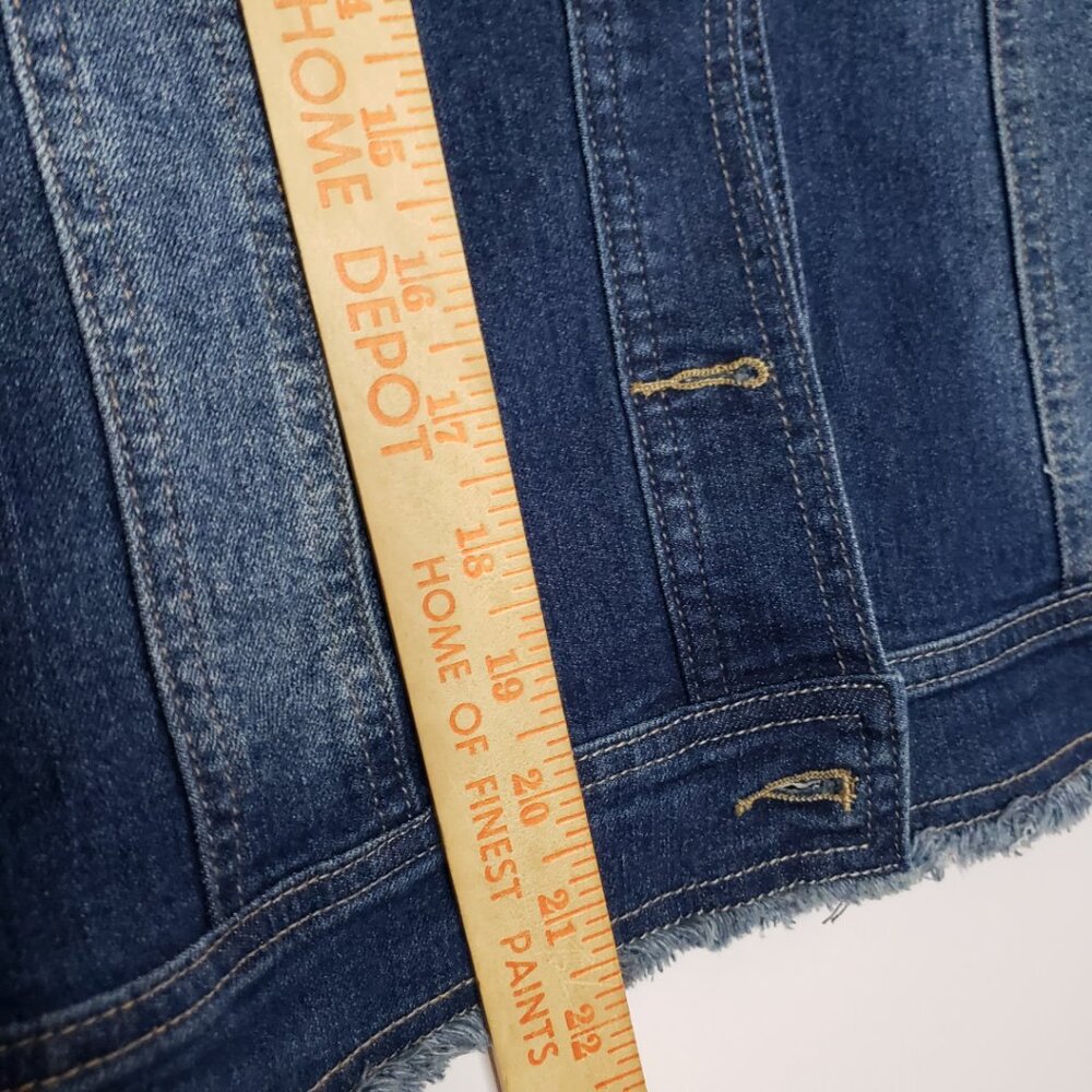 AMI Frayed Jean Denim Jacket - Picture 8 of 10